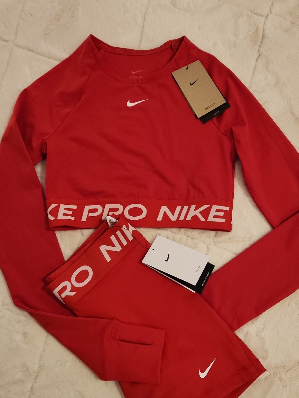 Final💲Drop 2pc Nike Pro Red
